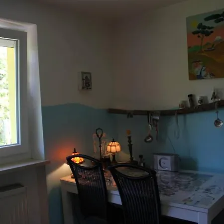 Апартаменты Quiet 3-room Apartment, Directly On The S8 Мюнхен